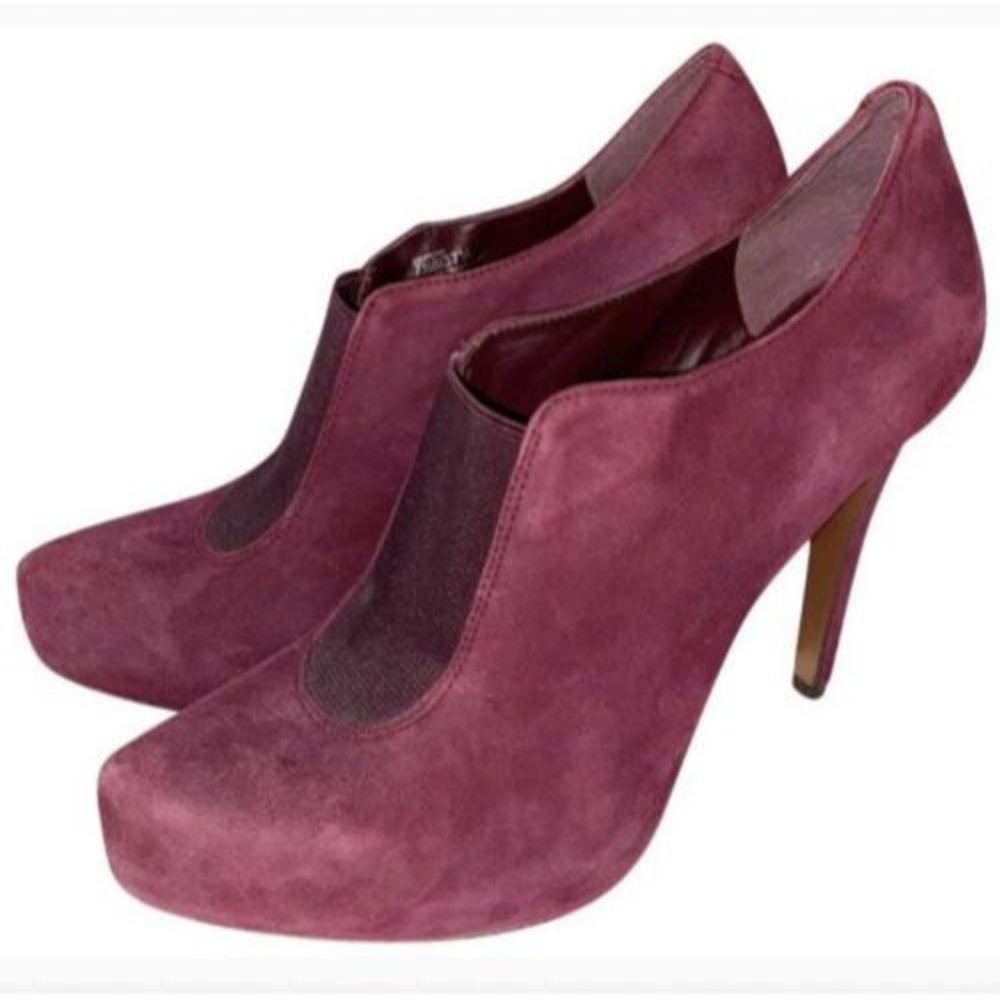 Bcbg BCBGeneration Priyah Suede leather Stiletto Booties shooties Heels 10 B 40